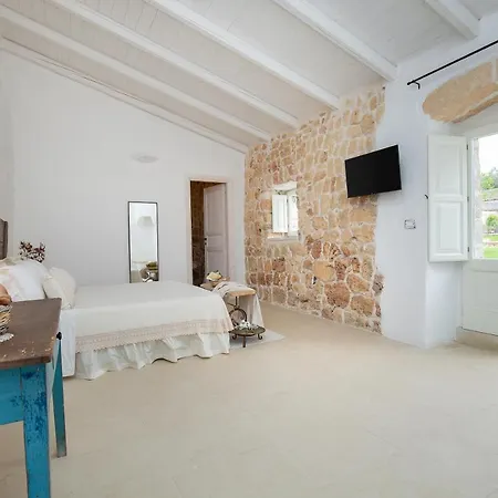 Bed & Breakfast Masseria Violante