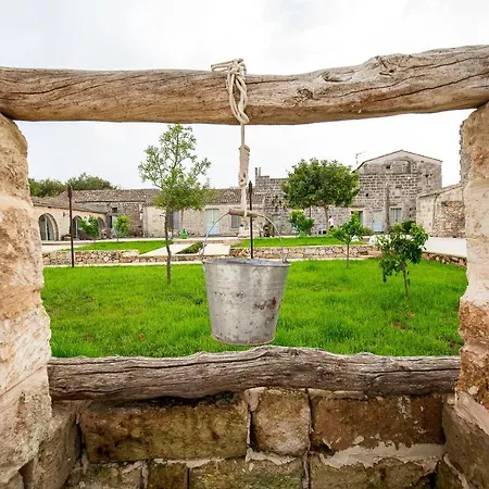 Masseria Violante Bed & Breakfast