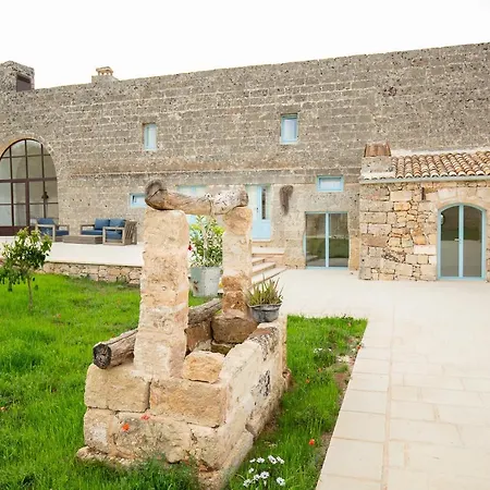 Masseria Violante Bed & Breakfast